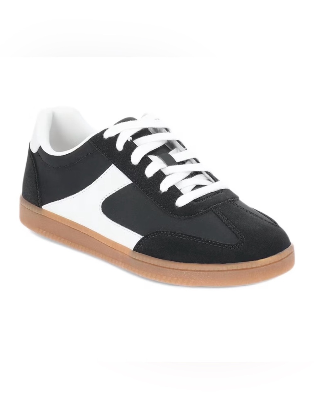 NWOT No Boundaries Women's Lace Up Sport Sneakers